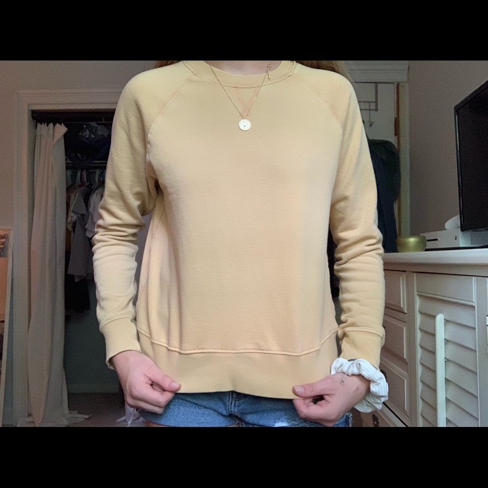 Yellow Pacsun sweatshirt!!